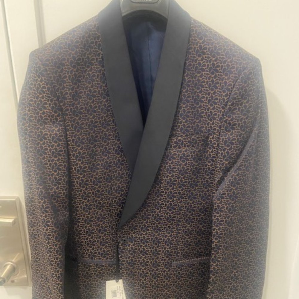 Navy Ron Tomson blazer 40R (Never worn, tags still attached)
